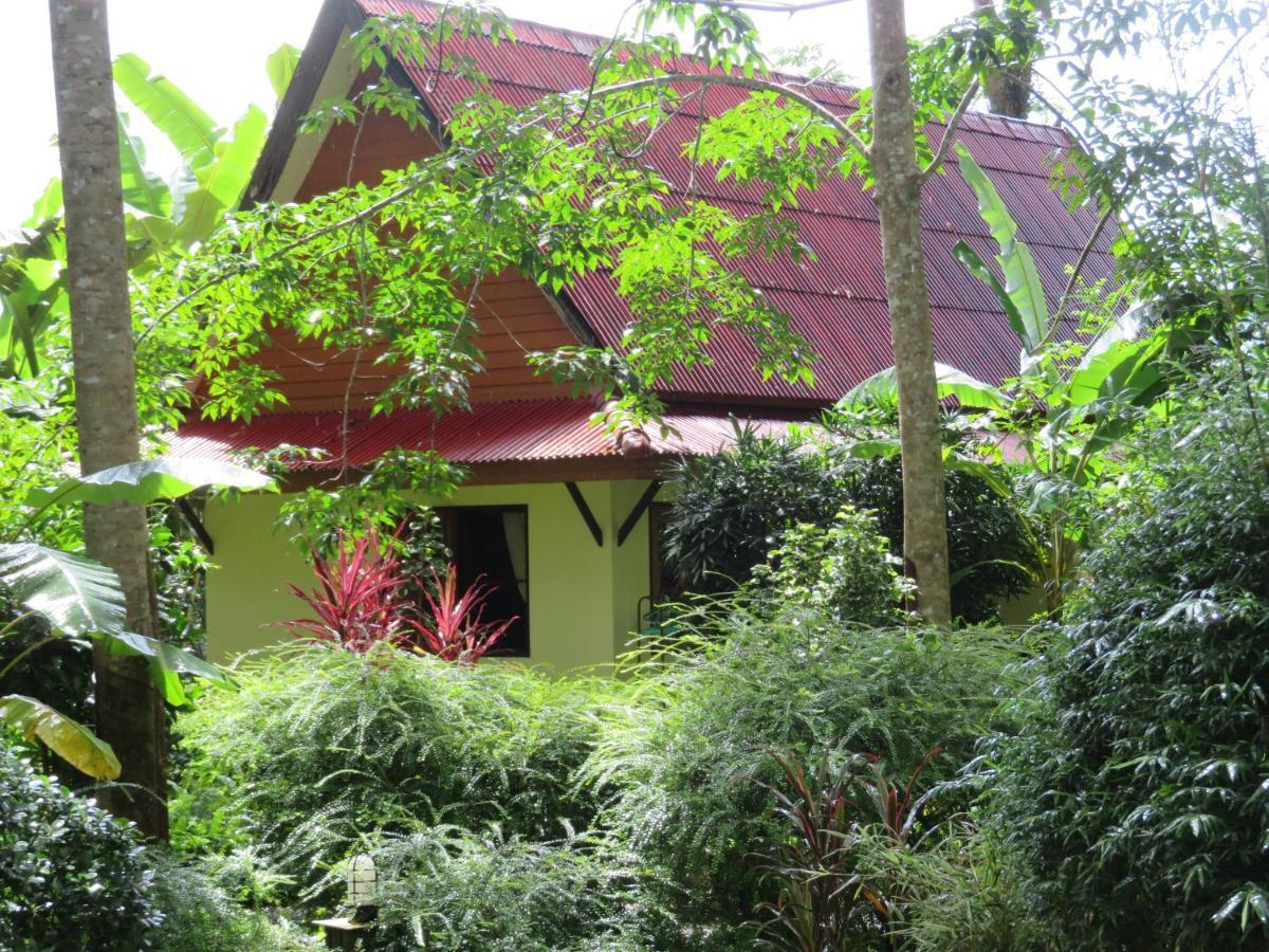 Hotel Manora Garden Phang Nga Exterior foto