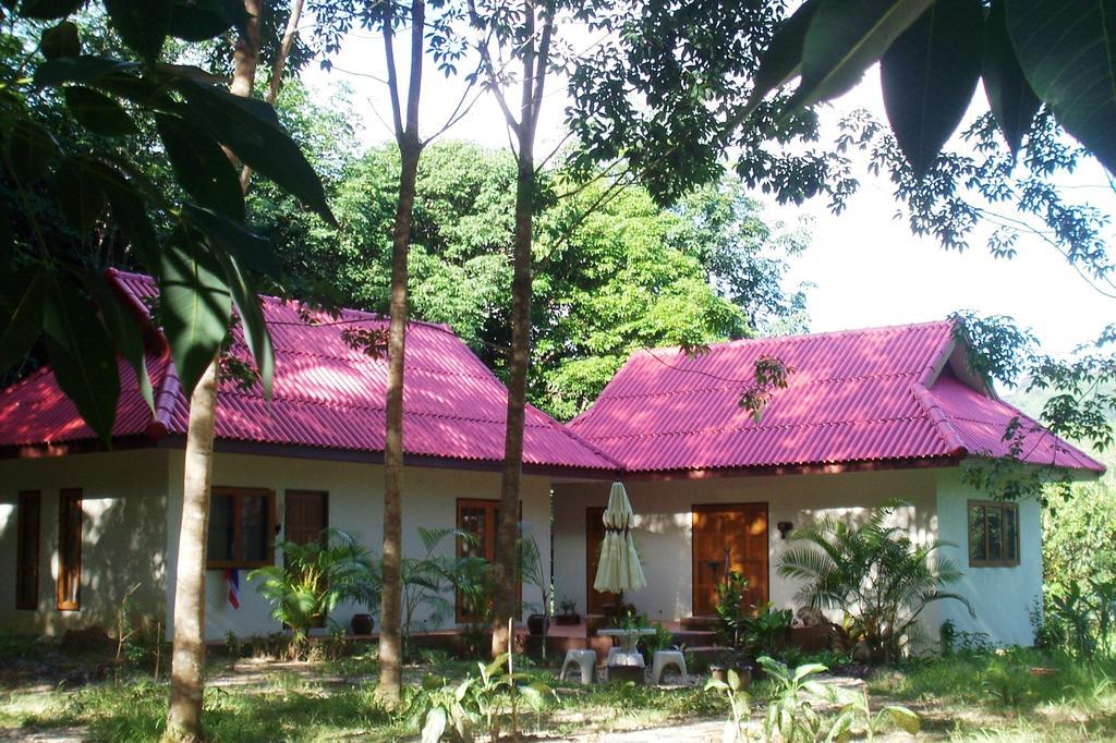 Hotel Manora Garden Phang Nga Exterior foto