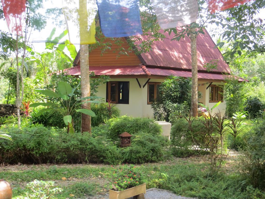 Hotel Manora Garden Phang Nga Habitación foto